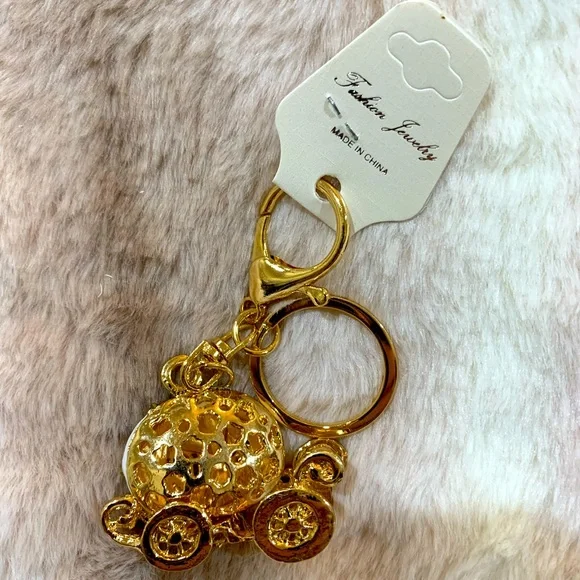 Your princess carriage purse jewelry - Picture 2 of 2